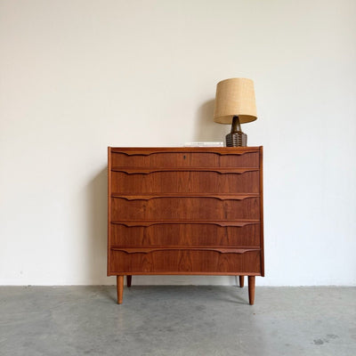 
                  
                    Brede vintage ladekast 5* teak - LOUI
                  
                