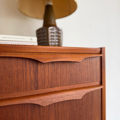 
                  
                    Brede vintage ladekast 5* teak - LOUI
                  
                