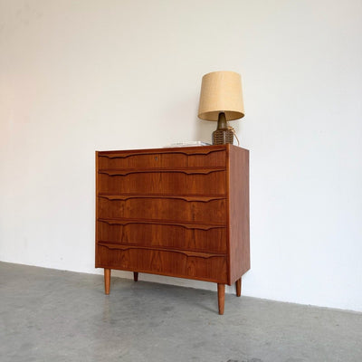 
                  
                    Brede vintage ladekast 5* teak - LOUI
                  
                