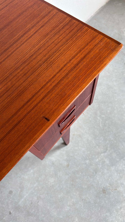 
                  
                    Bureau teak boekenkast - LOUI.STORE
                  
                