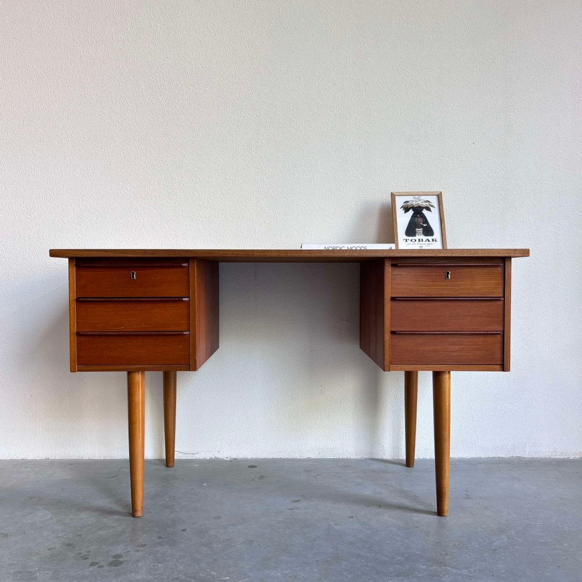 Bureau teak hoge poten - LOUI.STORE