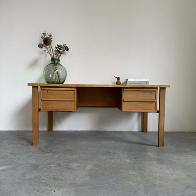 Bureau tweezijdig eiken - LOUI.STORE