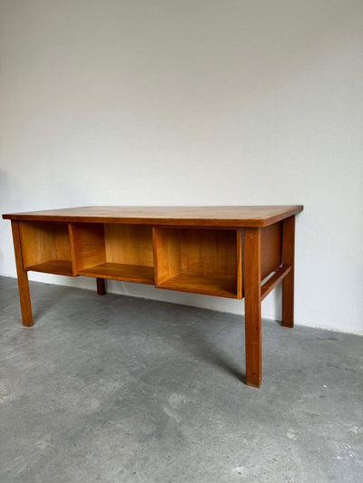 
                  
                    Bureau XL eiken - LOUI.STORE
                  
                
