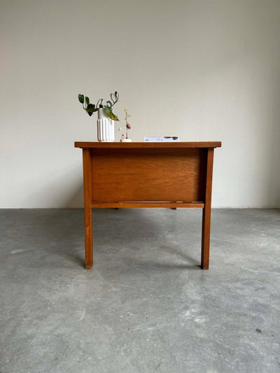 
                  
                    Bureau XL eiken - LOUI.STORE
                  
                