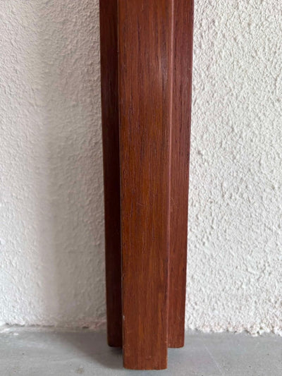 
                  
                    Bureau XL in teak - LOUI.STORE
                  
                