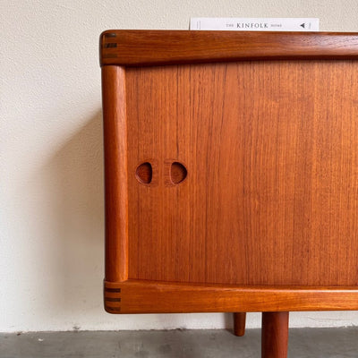 
                  
                    Deens design sideboard H.W. Klein teak - LOUI.STORE
                  
                