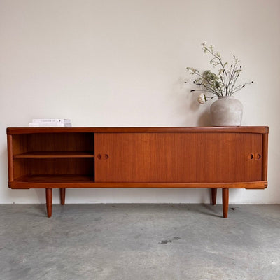 
                  
                    Deens design sideboard H.W. Klein teak - LOUI.STORE
                  
                