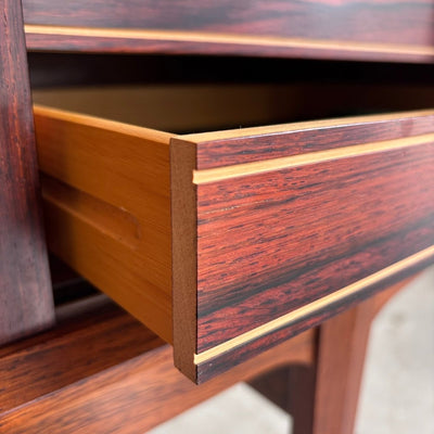 
                  
                    Deens palissander highboard Farsø Stolefabrik - LOUI
                  
                