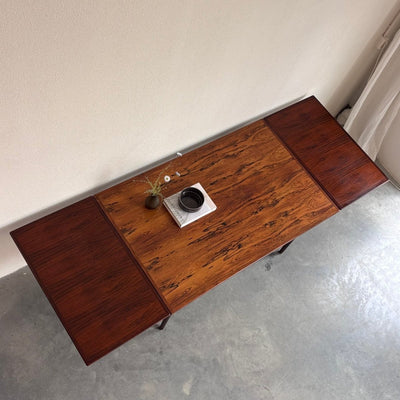 
                  
                    Deense Omann Jun uitschuifbare eettafel (model 54) in palissander - LOUI
                  
                
