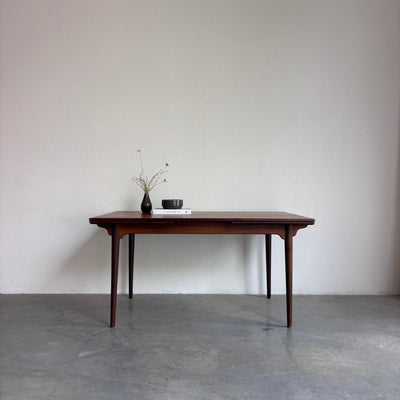 Deense Omann Jun uitschuifbare eettafel (model 54) in palissander - LOUI