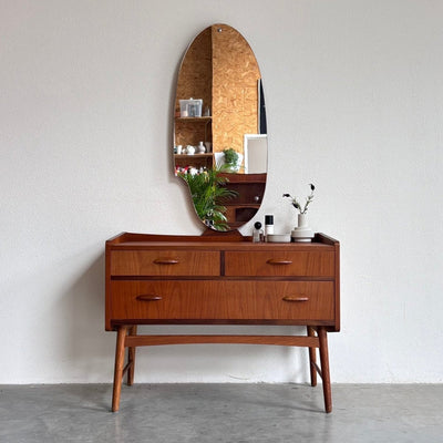 Deense vintage kaptafel - ladekast teak - LOUI