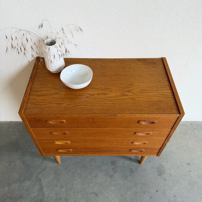 
                  
                    Deense vintage ladekast 4*in eiken - LOUI
                  
                