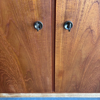 
                  
                    Design teak highboard Børge Mogensen model 132 - LOUI.STORE
                  
                