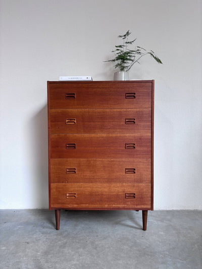 Diepe ladekast 5* in teak - LOUI.STORE