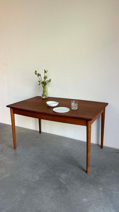 
                  
                    Eettafel ovaal uitschuifbaar - LOUI.STORE
                  
                