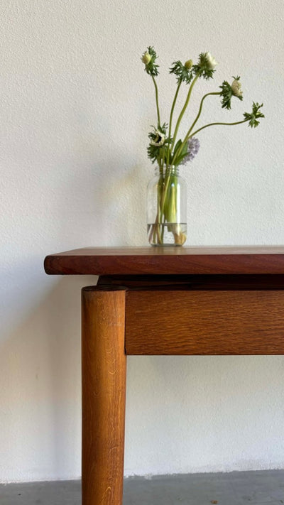 
                  
                    Eettafel ovaal uitschuifbaar - LOUI.STORE
                  
                