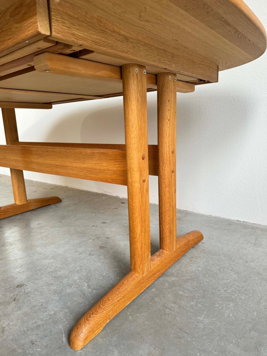 
                  
                    Eettafel uitschuifbaar eiken Gangsø - LOUI.STORE
                  
                