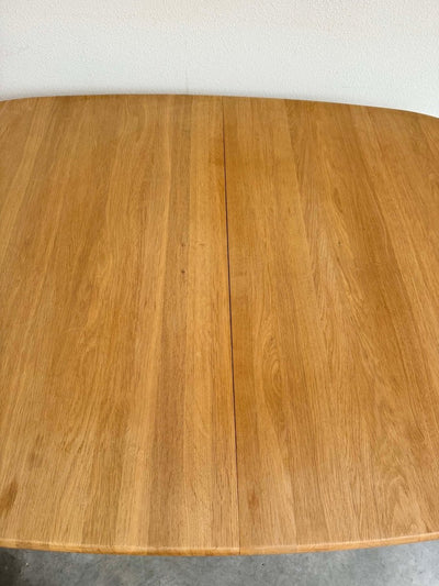 
                  
                    Eettafel uitschuifbaar eiken Gangsø - LOUI.STORE
                  
                