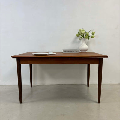 Eettafel uitschuifbaar teak overlap - LOUI.STORE