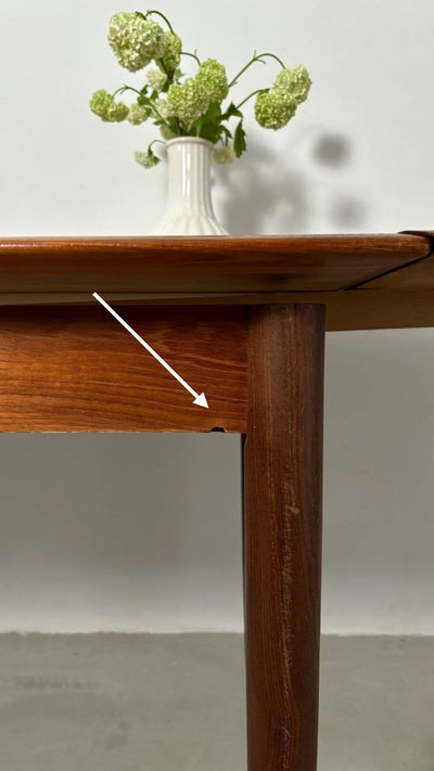 
                  
                    Eettafel uitschuifbaar teak overlap - LOUI.STORE
                  
                