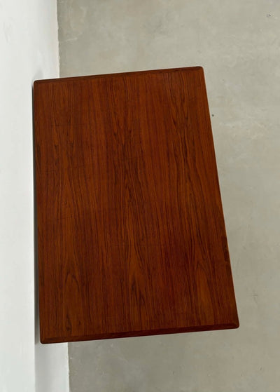 
                  
                    Eettafel uitschuifbaar teak rand - LOUI.STORE
                  
                