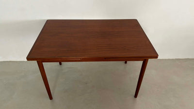 
                  
                    Eettafel uitschuifbaar teak rand - LOUI.STORE
                  
                