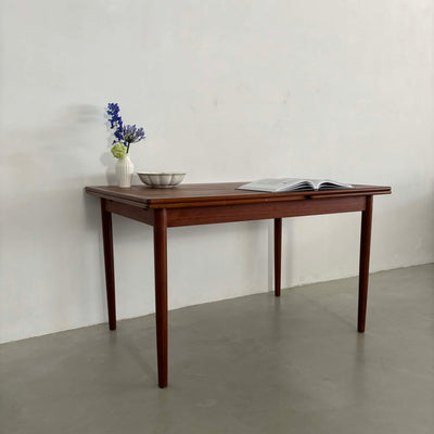 
                  
                    Eettafel uitschuifbaar teak rand - LOUI.STORE
                  
                