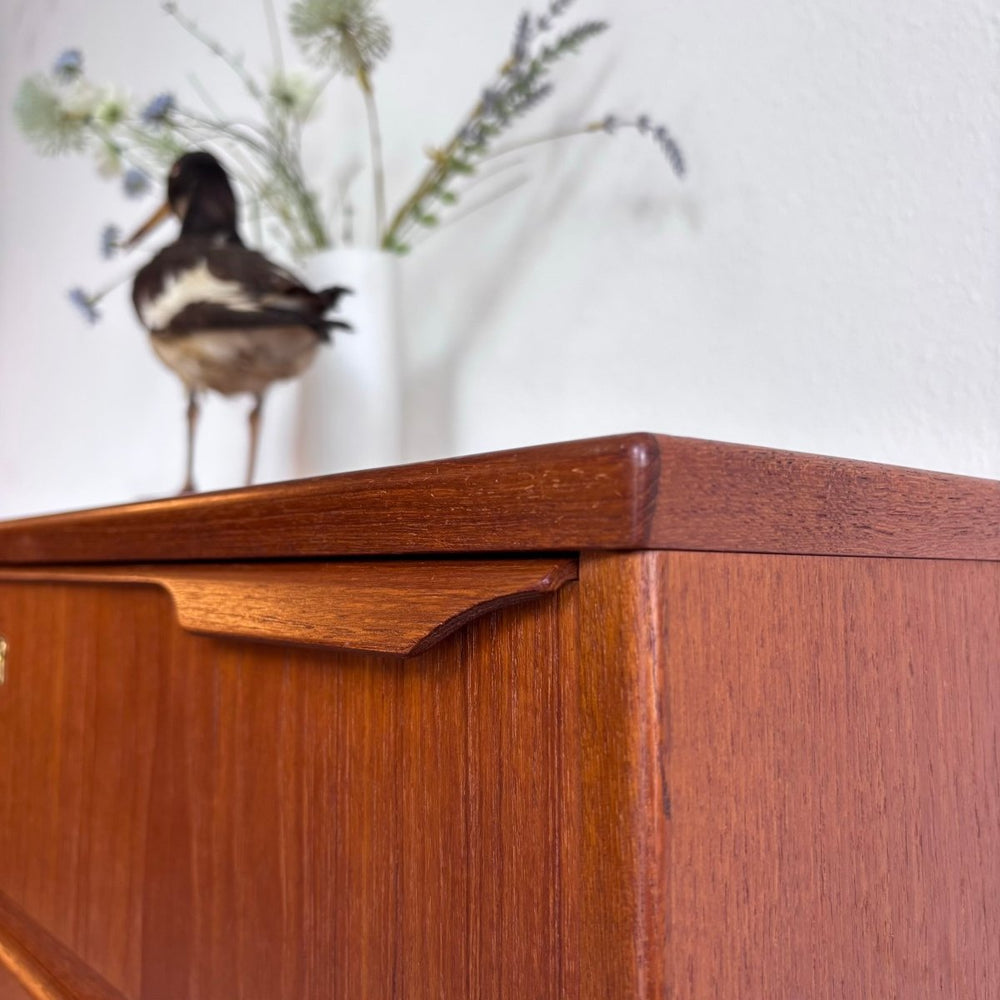 
                  
                    Grote vintage ladekast teak - LOUI.STORE
                  
                