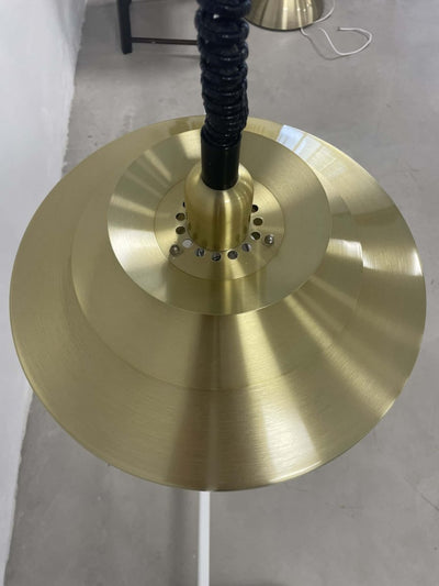 
                  
                    Hanglamp messing trekkoord - LOUI.STORE
                  
                