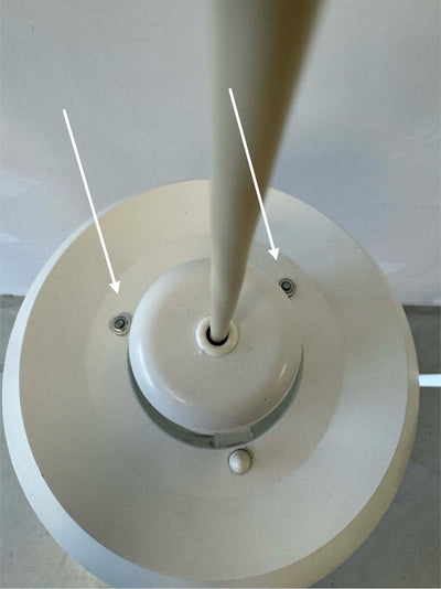 
                  
                    Hanglamp wit Horn model 776 - LOUI.STORE
                  
                