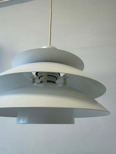 
                  
                    Hanglamp wit Horn model 776 - LOUI.STORE
                  
                