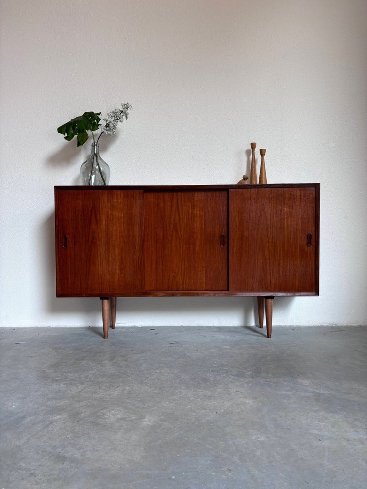 
                  
                    Highboard ondiep teak - LOUI.STORE
                  
                