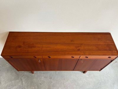 
                  
                    Highboard teak ronde greep - LOUI.STORE
                  
                