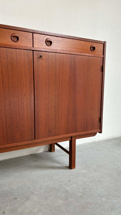 
                  
                    Highboard teak ronde greep - LOUI.STORE
                  
                