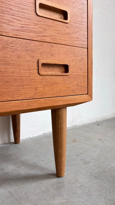 
                  
                    Hundevad ladekast eiken - LOUI.STORE
                  
                