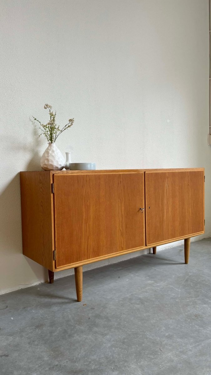 Hundevad sideboard eiken - LOUI.STORE