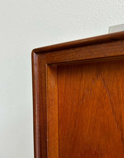 
                  
                    Klein sideboard schuifdeuren - LOUI.STORE
                  
                