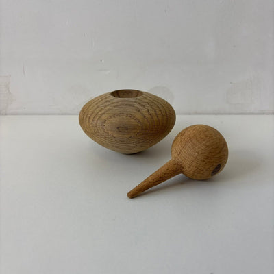 
                  
                    Kristian Vedel brede vogel eiken - LOUI.STORE
                  
                