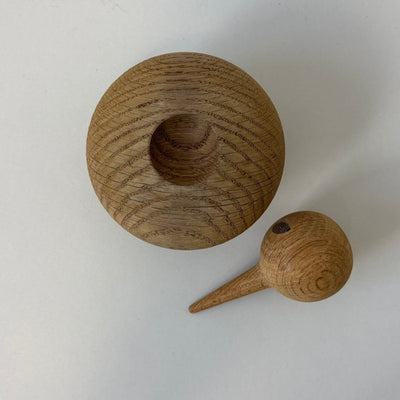 
                  
                    Kristian Vedel brede vogel eiken - LOUI.STORE
                  
                