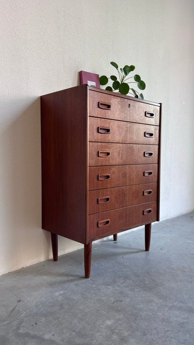 
                  
                    Ladekast 6* teak - LOUI.STORE
                  
                