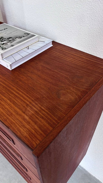 
                  
                    Ladekast 6* teak rechte greep - LOUI.STORE
                  
                