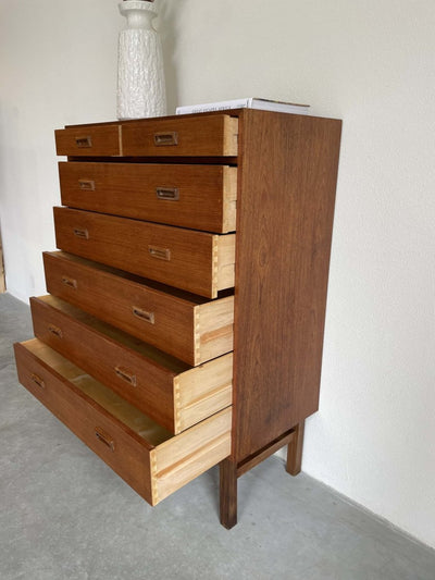 
                  
                    Ladekast teak Holger Jensen 7* - LOUI.STORE
                  
                