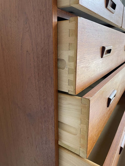 
                  
                    Ladekast teak Holger Jensen 7* - LOUI.STORE
                  
                