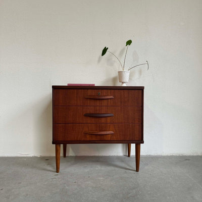 Ladekastje ronde greep teak 3* - LOUI.STORE