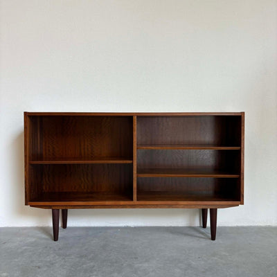 
                  
                    Lage boekenkast palissander - LOUI.STORE
                  
                