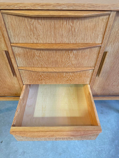 
                  
                    Lowboard eiken smalle lades - LOUI.STORE
                  
                