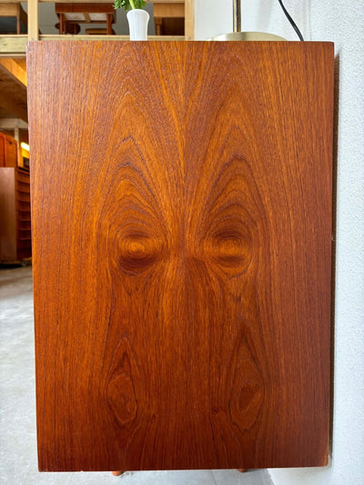 
                  
                    Lowboard teak met 4 lades - LOUI.STORE
                  
                