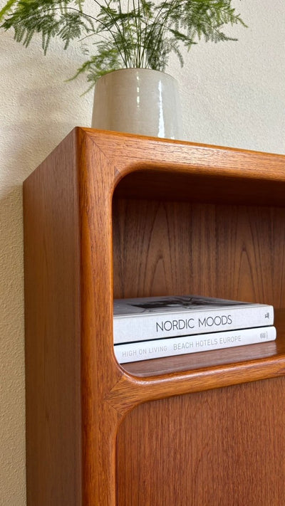 
                  
                    Mid century design highboard - dressoir Dyrlund teak tambour - LOUI.STORE
                  
                