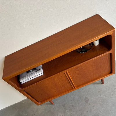 
                  
                    Mid century design highboard - dressoir Dyrlund teak tambour - LOUI.STORE
                  
                