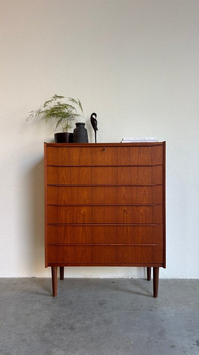 
                  
                    Mid century ladekast teak slanke greep - LOUI.STORE
                  
                